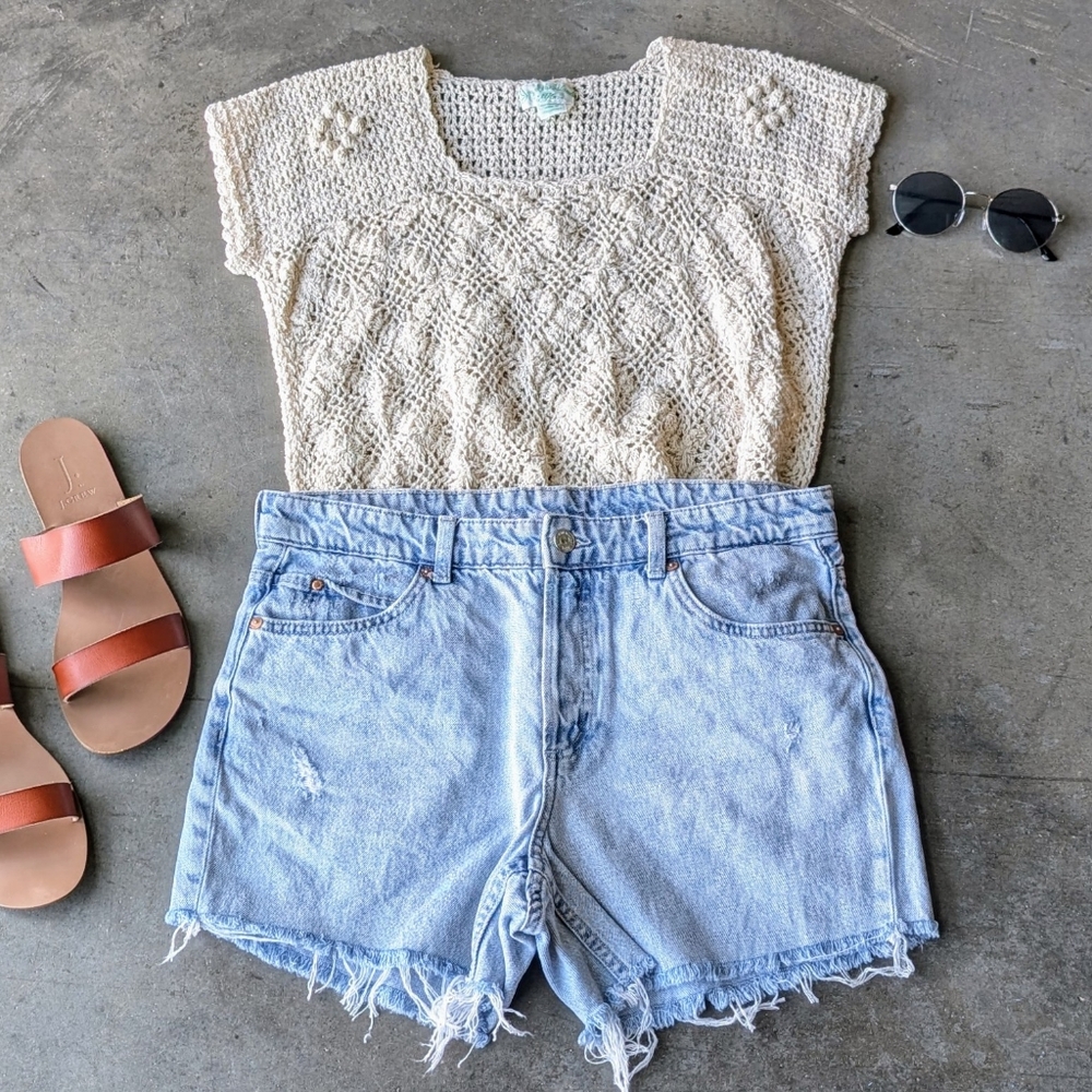 Vintage 70s Coastal Grandma Ivory Short Sleeve Crochet Knit Square Neck Top Boho
